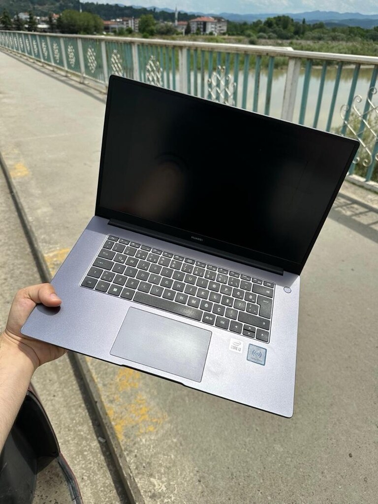 TERTEMİZ 240GB SSD’li 10.NESİL İŞLEMCİLİ HUAWEI MARKA - 5