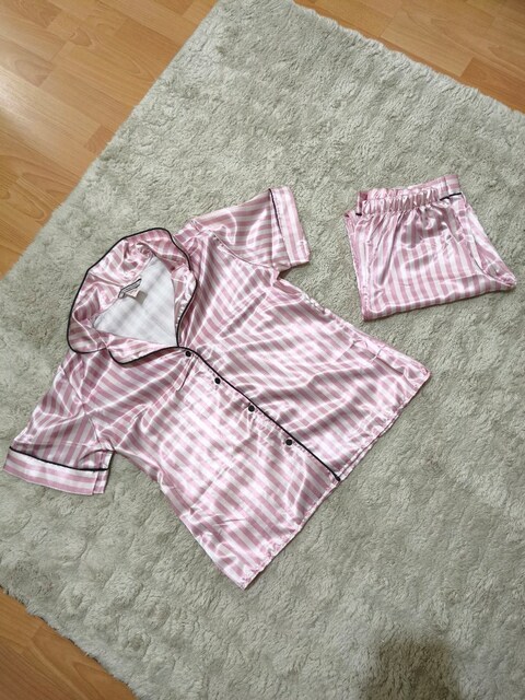 Victoria's Secret Tarzı Pembe Çizgili Saten Pijama Takımı (2'li Set)