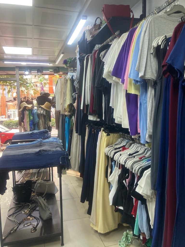 Zararına Toptan Kadın Giyim Butik Mağaza Ürünleri - 9