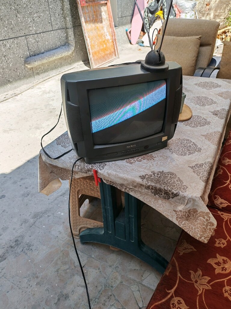 37 ekran tüplü tv üst anten var çalışıyor Yer Buca adatepe - 4