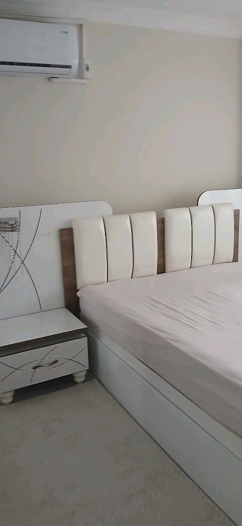 Beyaz Yatak ve Başlık - 4