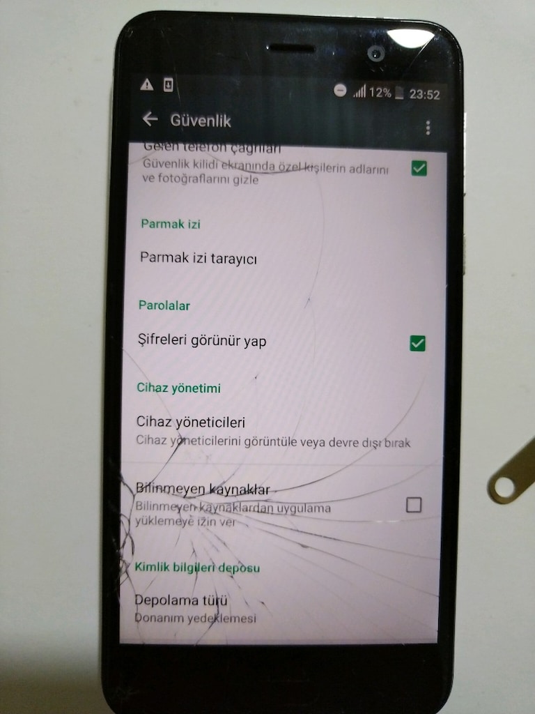 htc u play 32GB 3RAM denedim çalışıyor