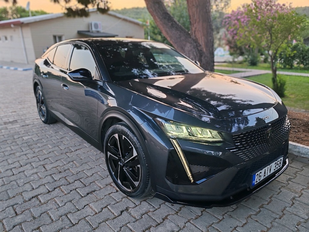 Peugeot 408 - 16