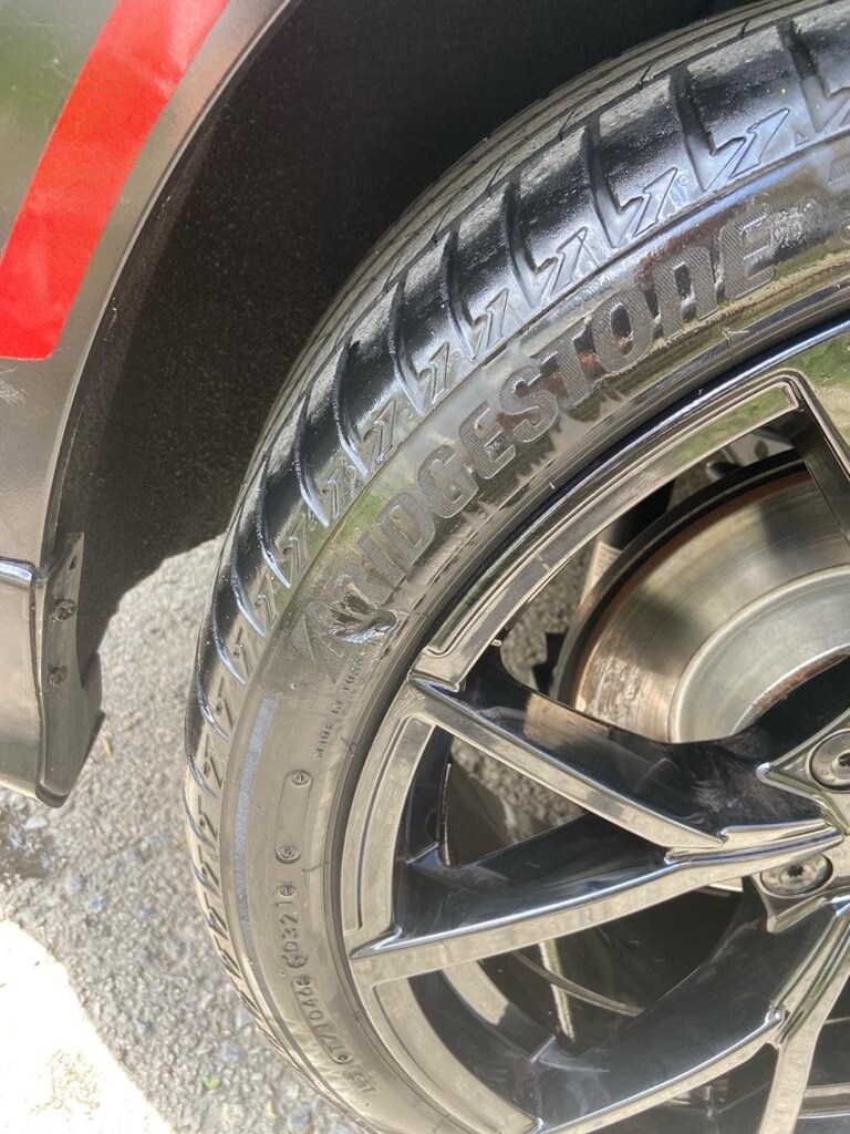 Bridgestone T005 225/40/18 lastik takımı - 5
