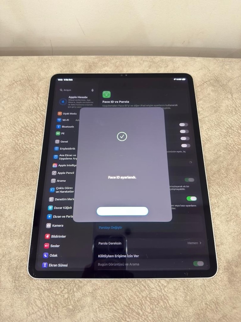 iPad Pro / M2 / 12.9 inç / 256 GB / Gümüş - 3