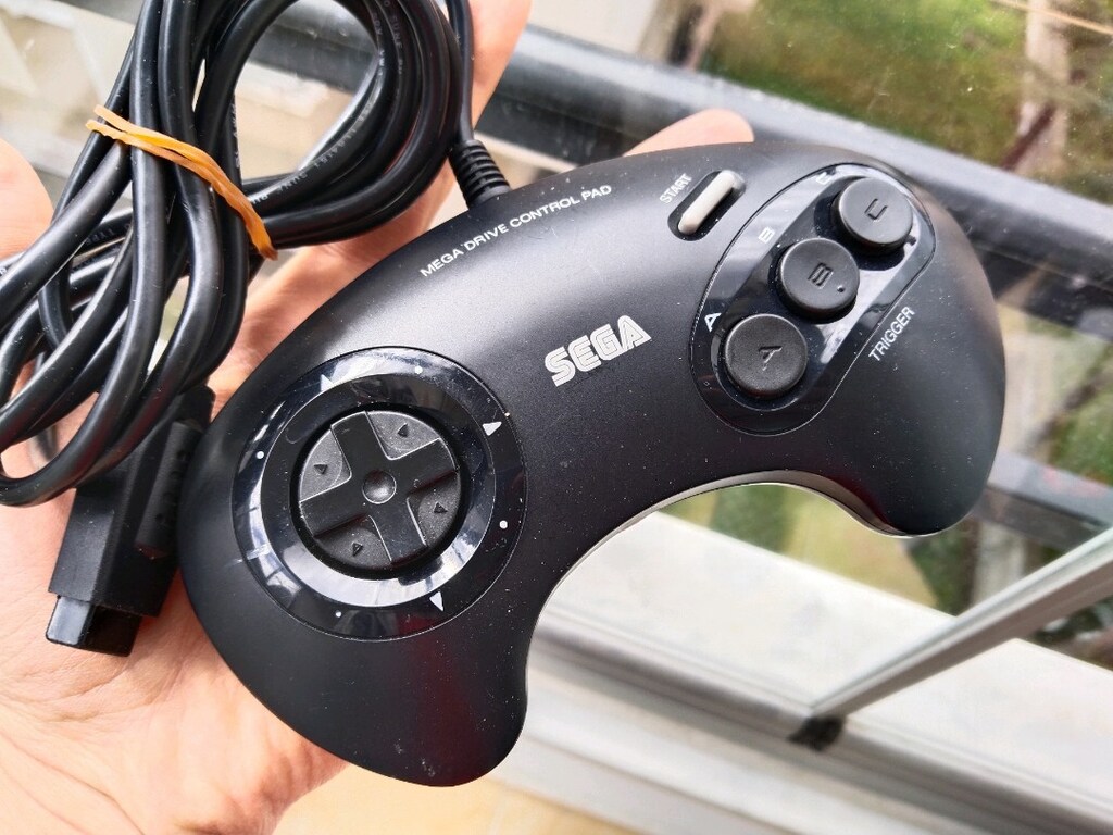 Sega Mega Drive Gri Tuş Kontrolcü Kol - 5