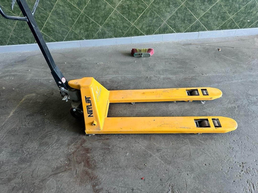 SIFIR AYARINDA 2,5 TONLUK TRANSPALET - 4