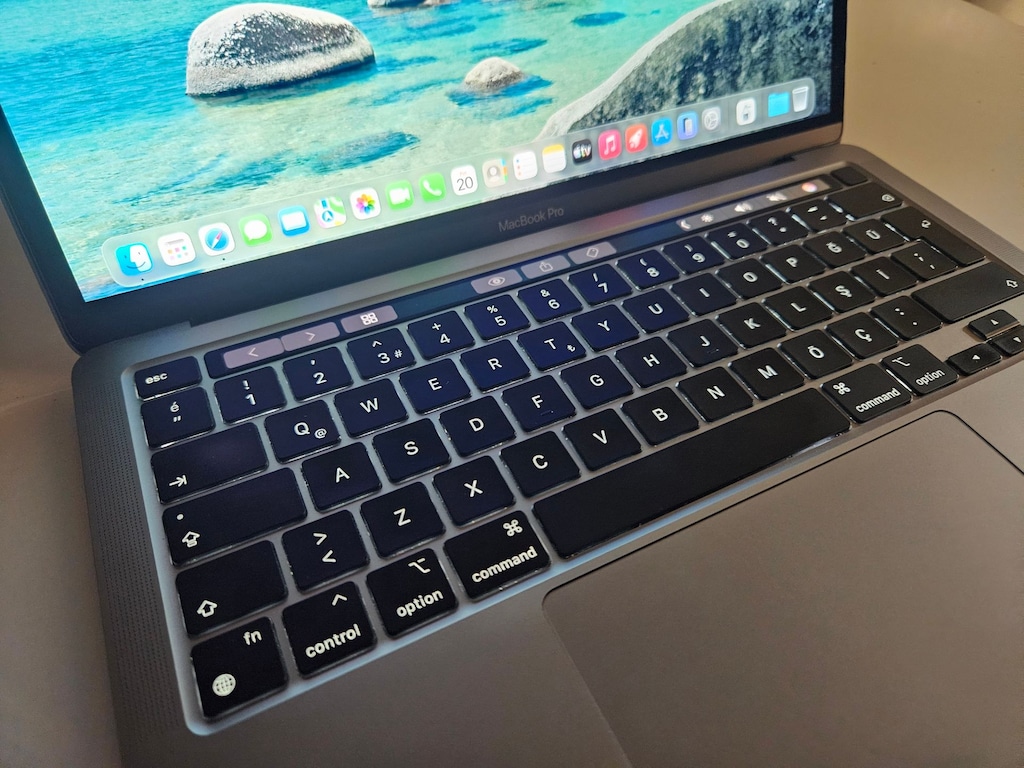 MACBOOK PRO M2 + TOUCHBAR-PİL SAĞLIĞI %90 +16 GB RAM - 2
