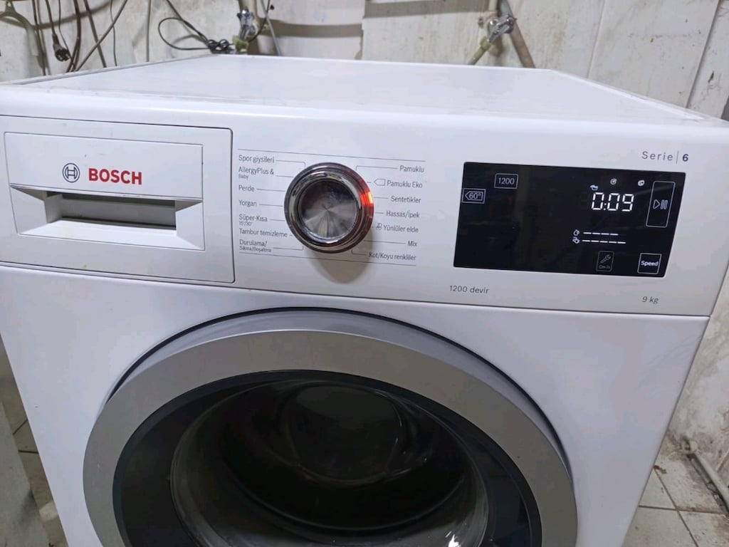 Yeni modellerden Bosch çamaşır makinesi 9kg - 6