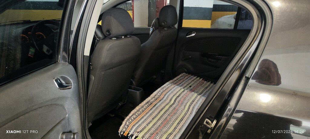 sahibinden 1.4 enjoy Corsa yeni kasa - 8