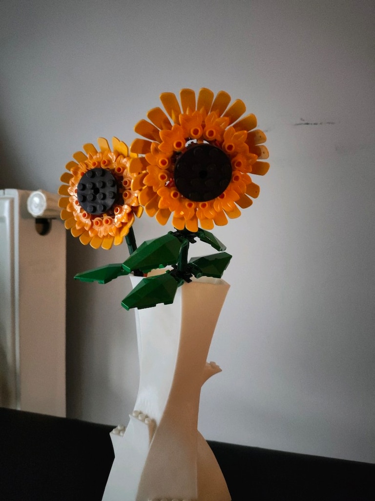 LEGO Botanicals Ayçiçeği (40524) + LEGO Uyumlu Dekoratif Vazo - 3