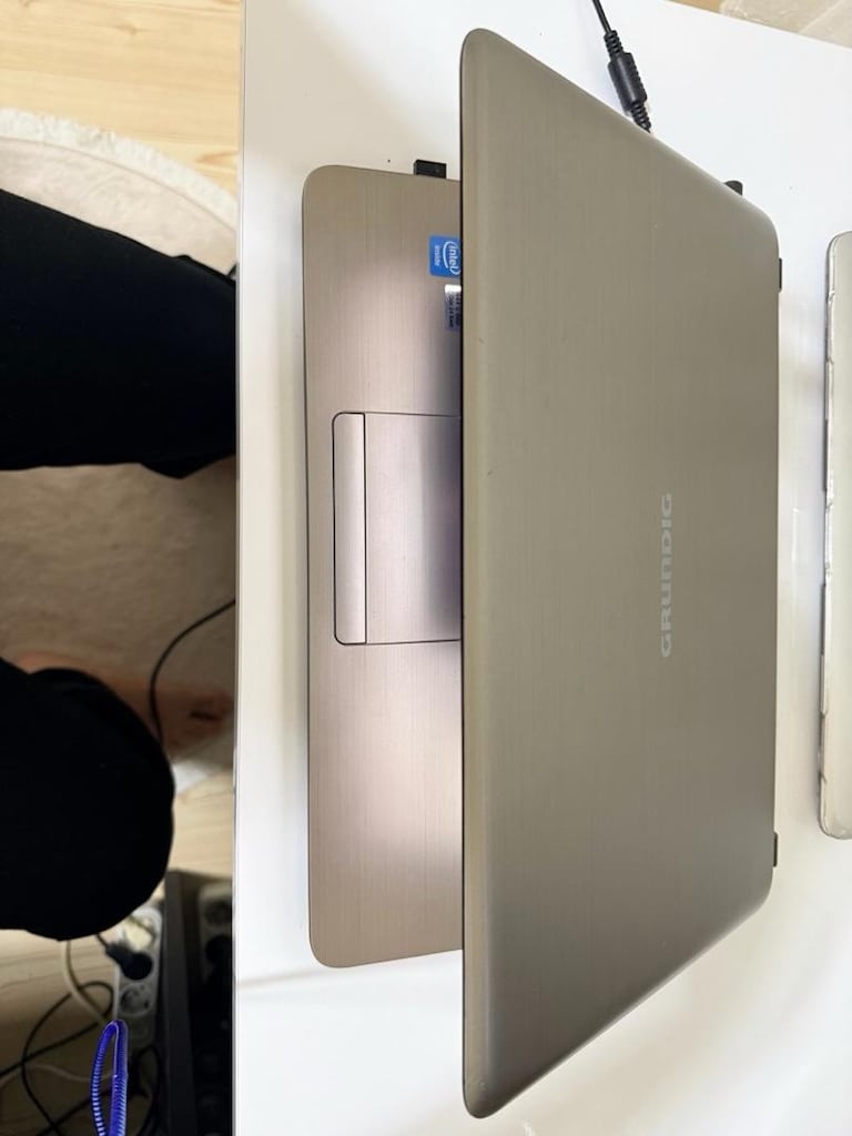 Hatasız ayarında Grundig Leptop Bilgisayar - 6