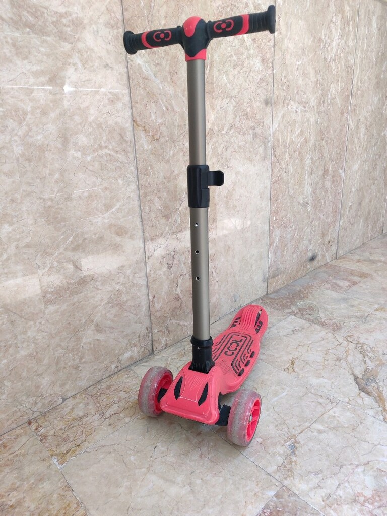 Cool Wheels 3 Tekerlekli Işıklı Maxi Scooter Pembe (Katlanabilir) - 9