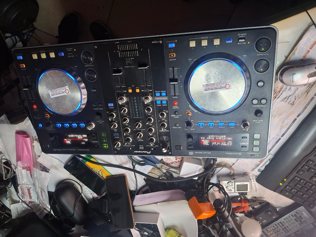 PIONEER XDJ R1 CONTROLLER BAKIM ŞART - 20.000 TL - 7