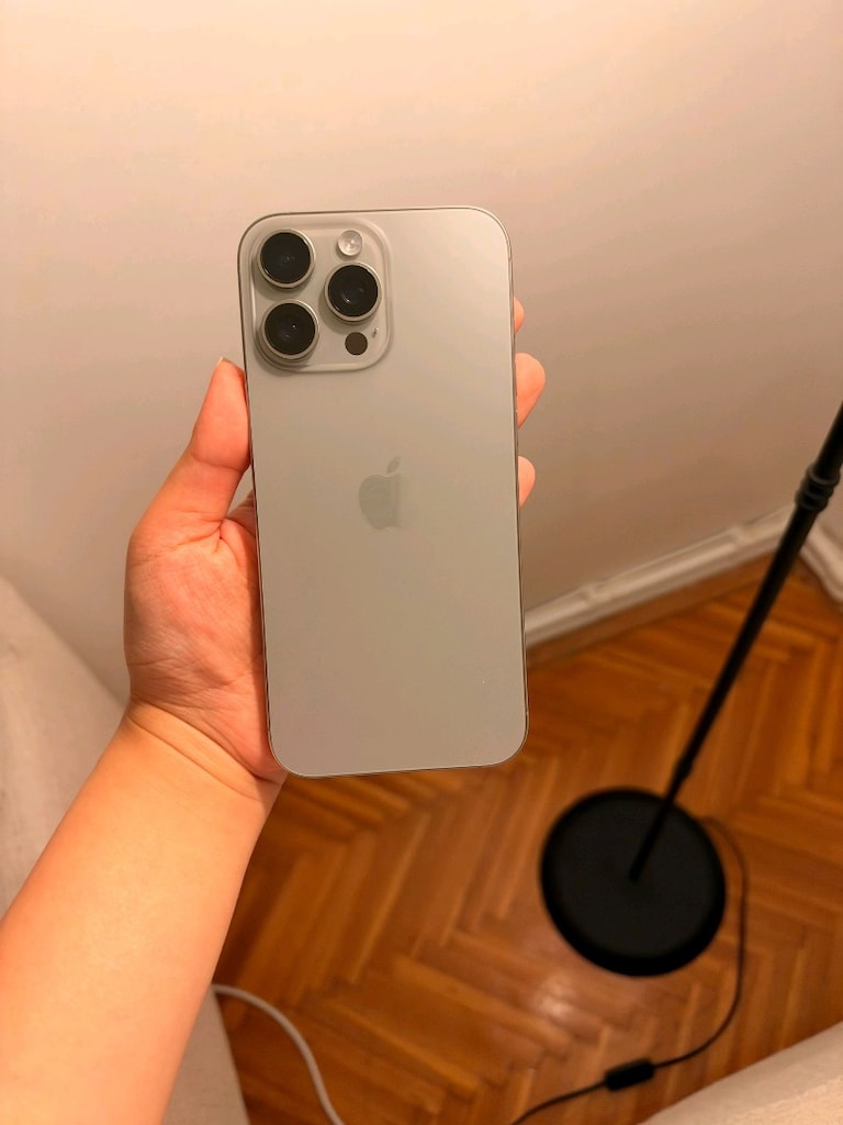 iphone 16 pro max - 4