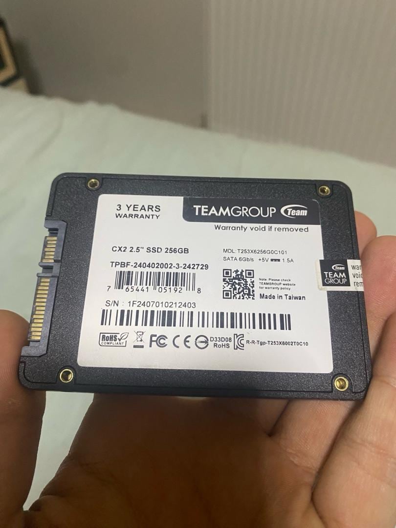 TEAMGROUP 256GB SSD 2.5INC SORUNSUZ HATASIZ UYGUNA - 2