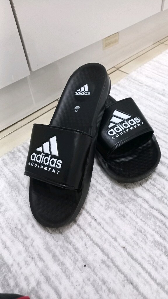 Adidas Siyah Terlik Rahat ve Şık Yazlık Model - 2