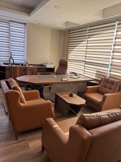 ofis masa takımı ve bekleme takımı