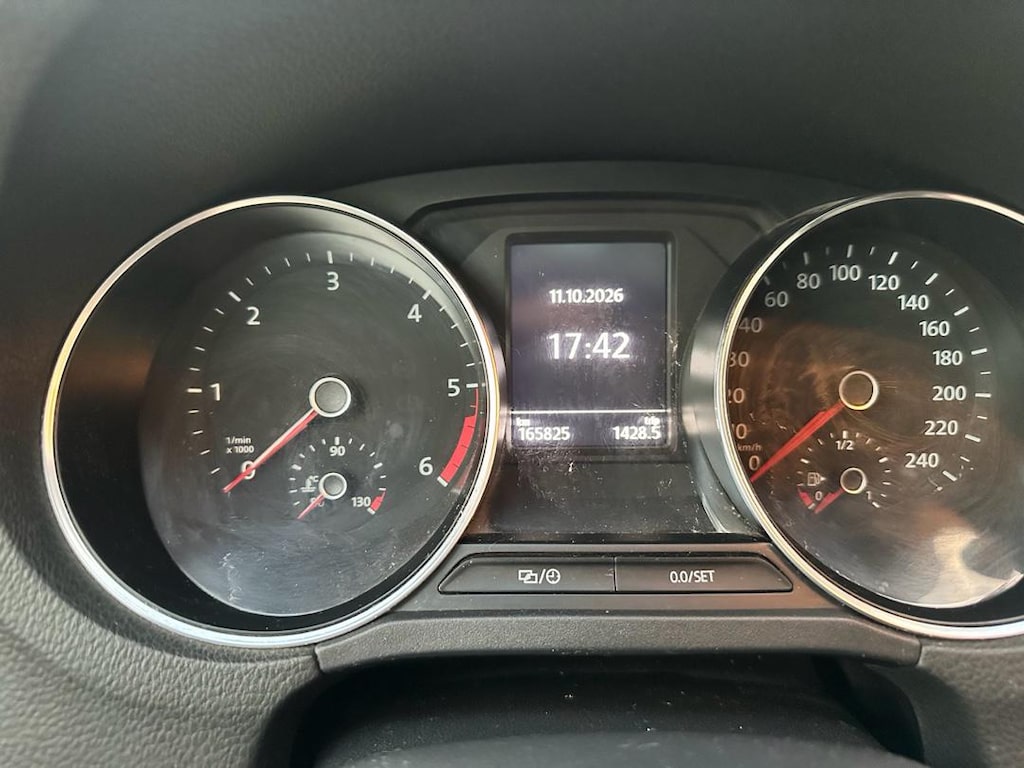 TERTEMİZ CAM TAVANLI OTOMATİK AZ YAKAN DİZEL POLO - 7