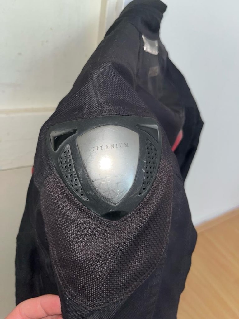 Temiz Motosiklet Ekipman Seti – Axxis Kasklar + BT Interkom + Prosev M - 16
