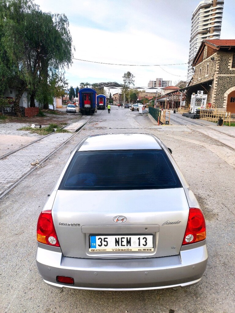 KamuPersonelinden KamuPersoneline temiz kullanılmış Aile Arabası - 6