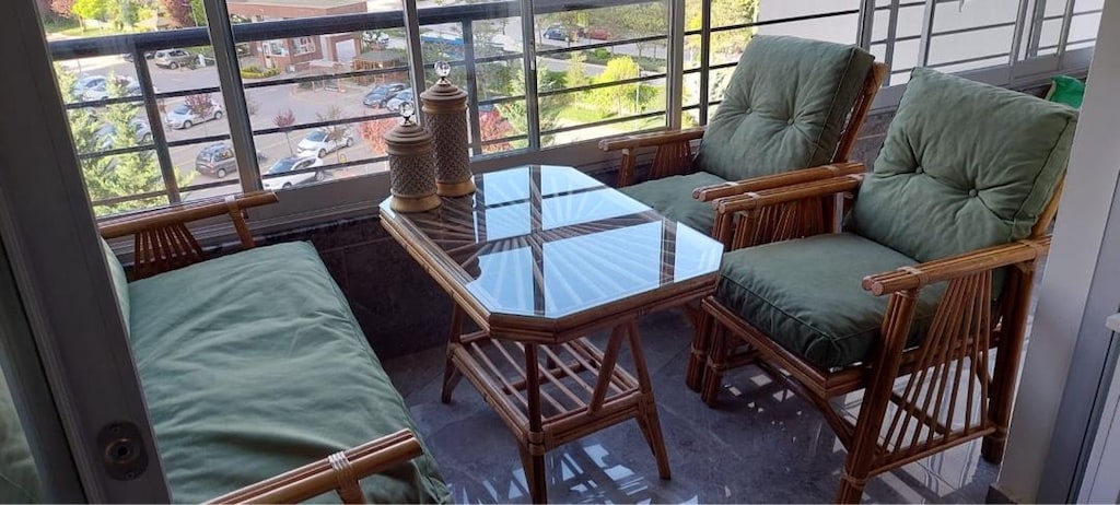 AŞIRI UYGUN BAMBU BALKON OTURMA GRUBU - 2
