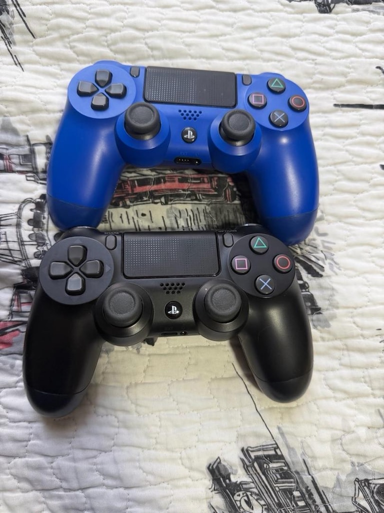 PS4 PRO CUH7116b - 9