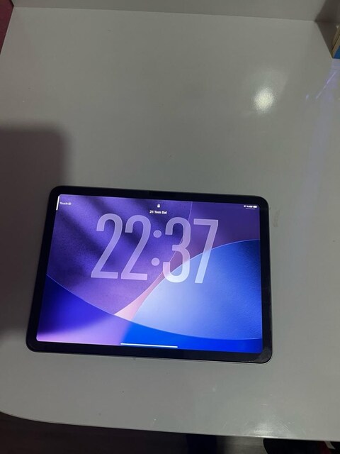 ACİL SATILIK IPAD AIR M2
