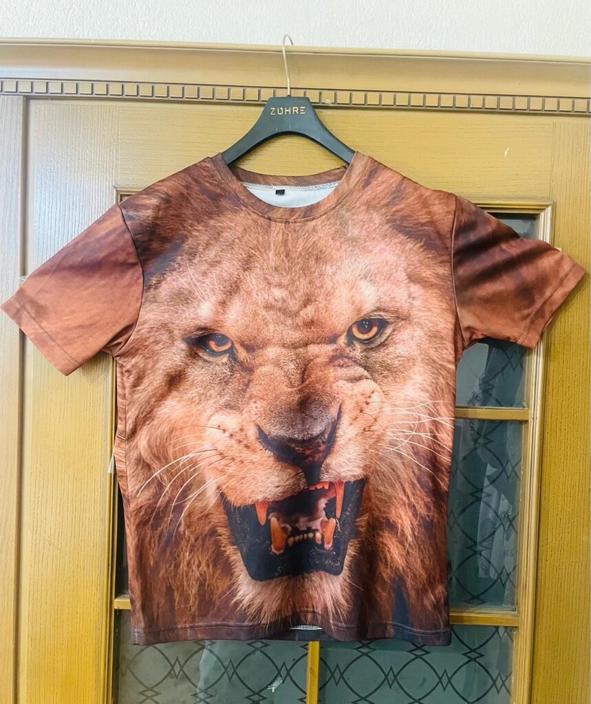 3D dijital baskılı Aslan Yüzü Desenli Tişört - 3