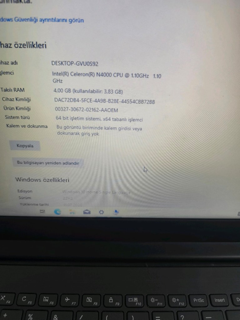Intel işlemci 4 GB DDR4 RAM 128 GB SSD batarya durumu iyi - 3