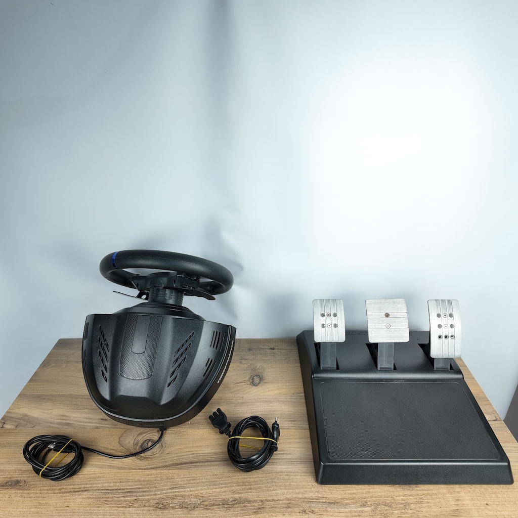 THRUSTMASTER T300RS GT OYUNCU DİREKSİYON SETİ İKİNCİ EL TEMİZ - 3
