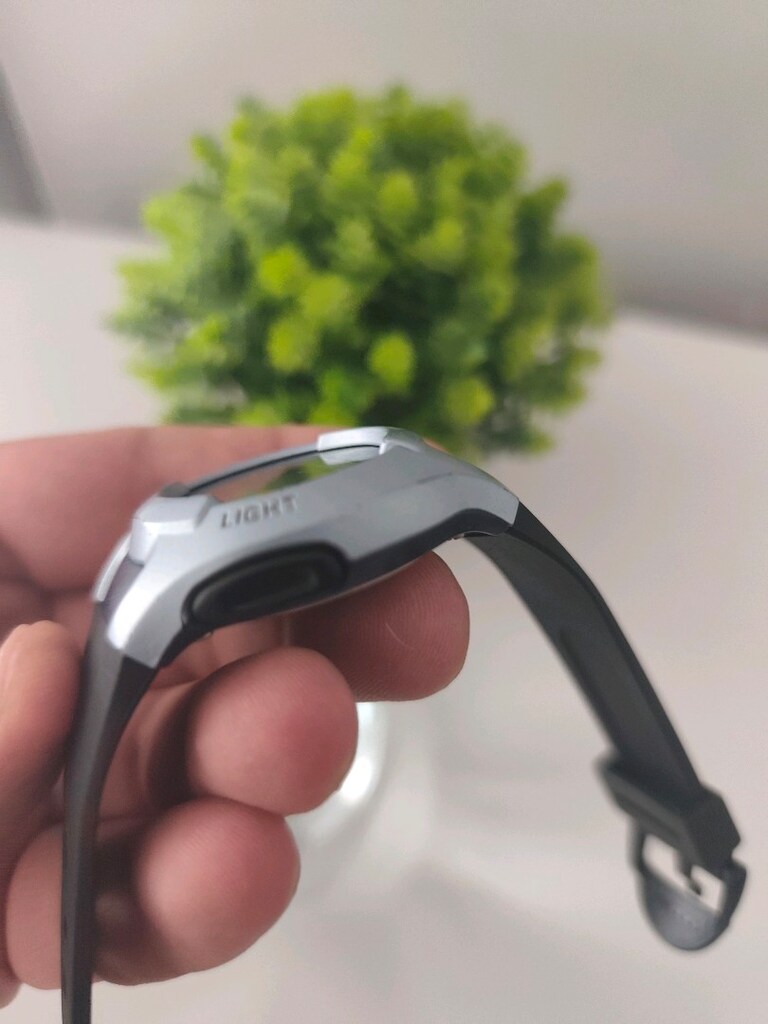 Casio W-42H Erkek Dijital Saat - 9