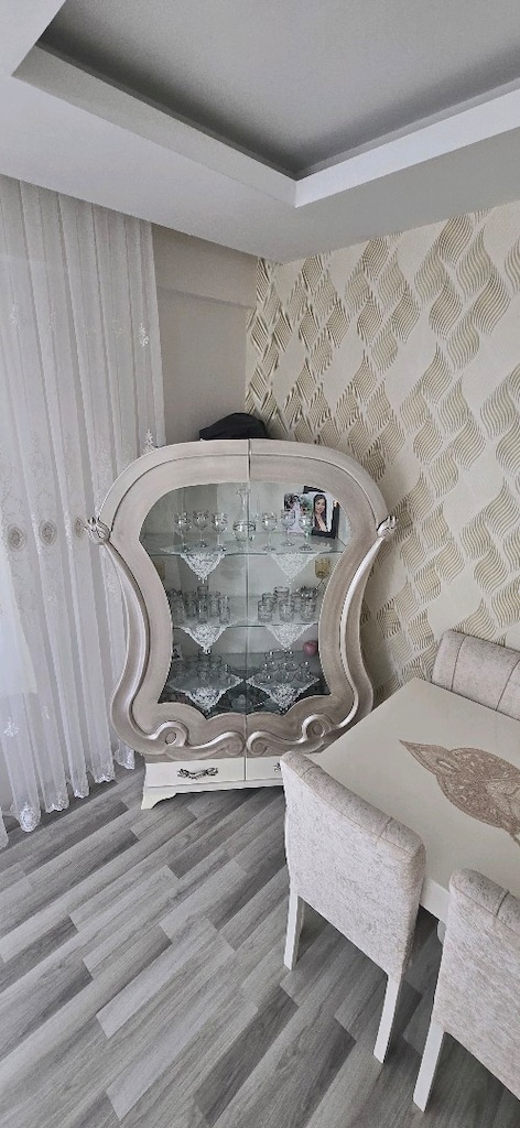 yemek masası ve vitrini - 9
