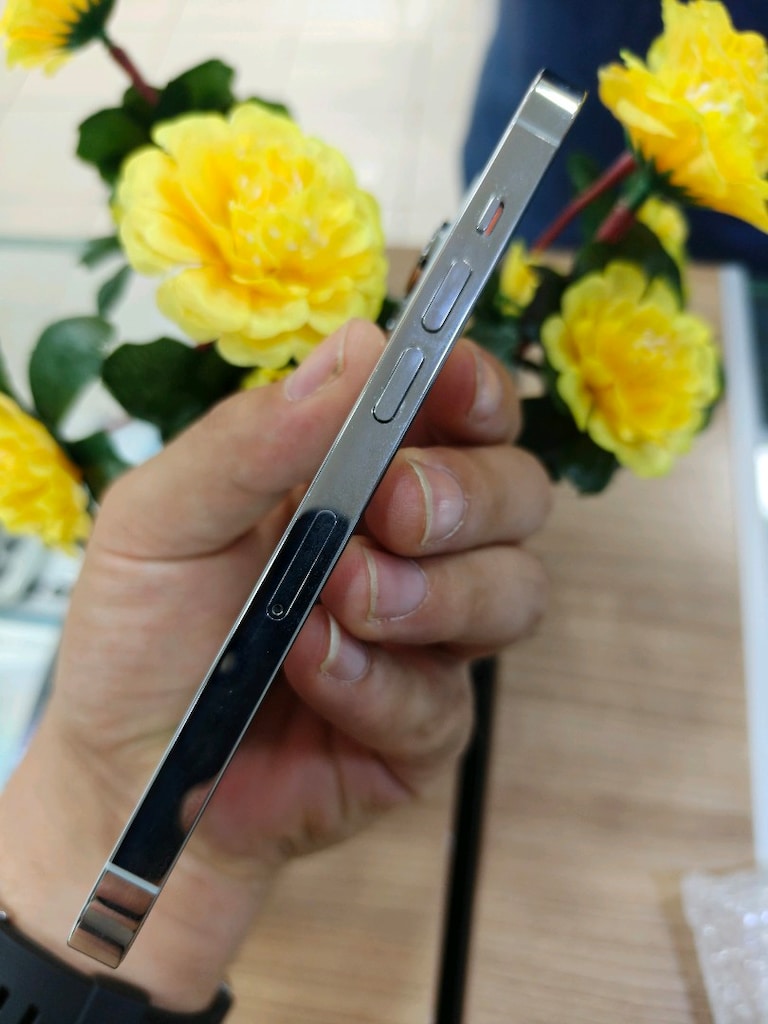 İPHONE 14 PRO COK TEMİZ - 3
