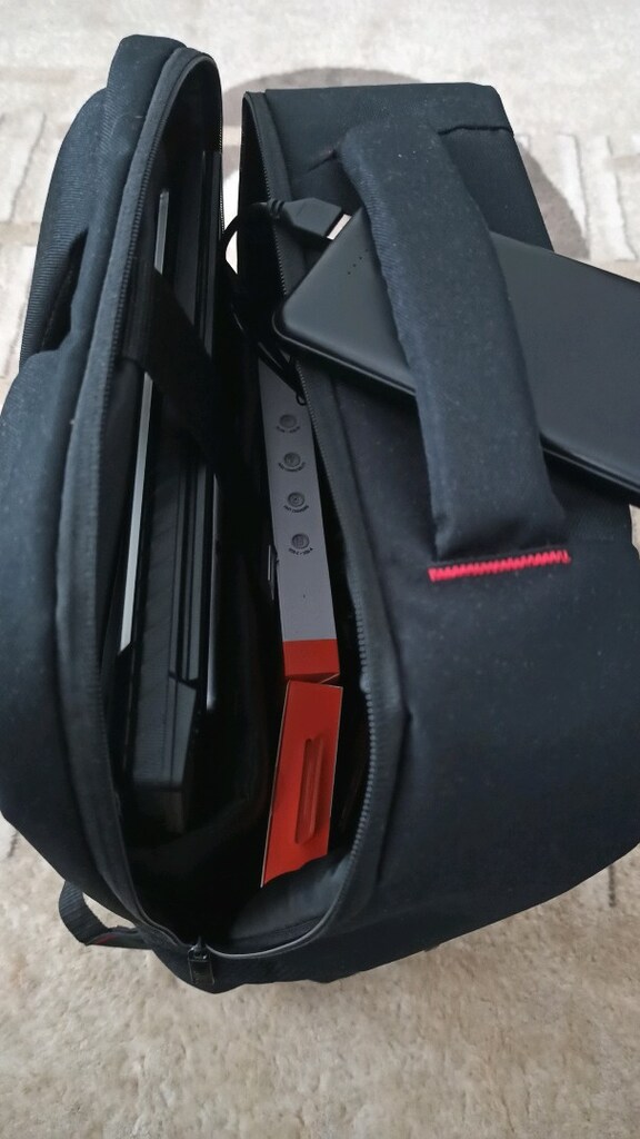 bilgisayar notebook sırt çantası. sıfır - 9