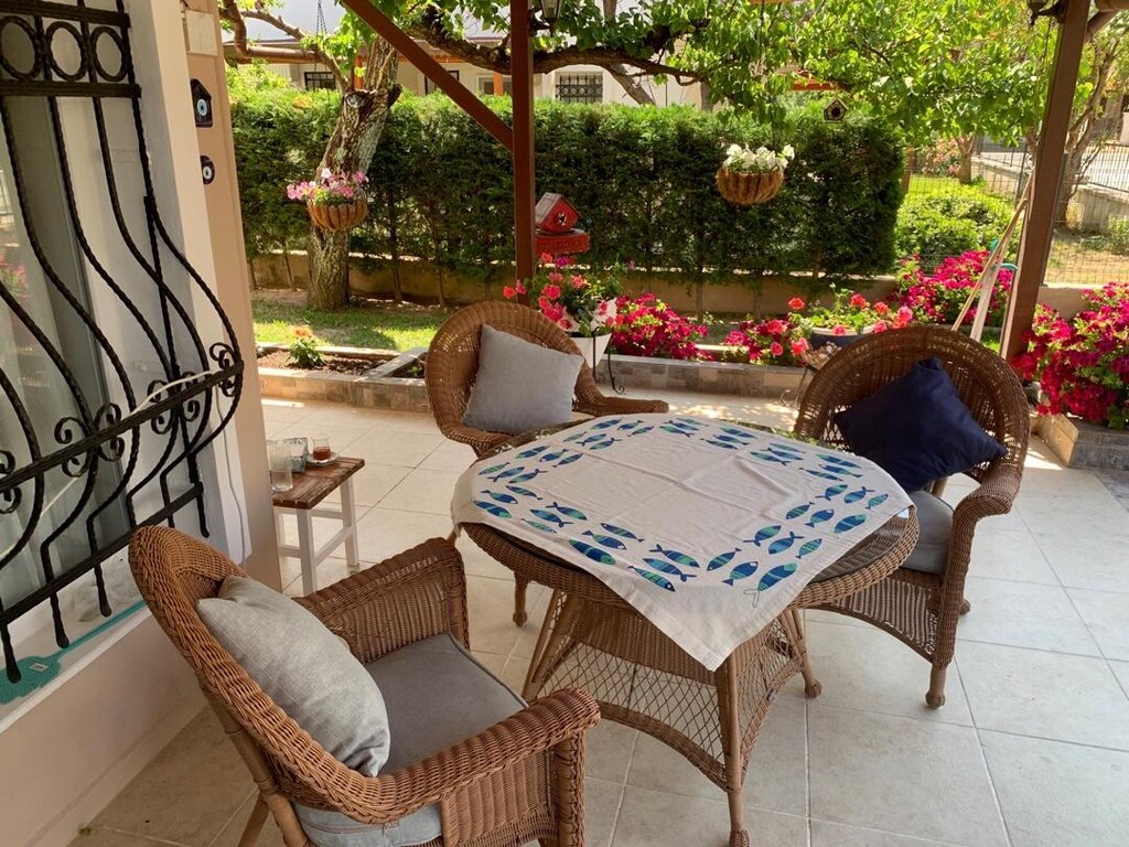 SAHIBI BAYANDAN. BAHÇE RATTAN YEMEK MASA TK 4 kişilik İSTİKBAL MARKA - 4