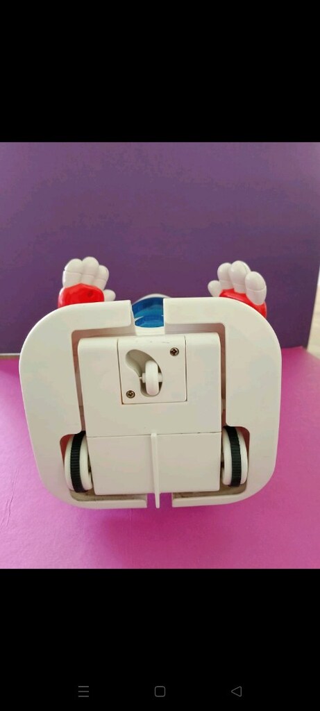 Robot C 02 - 5