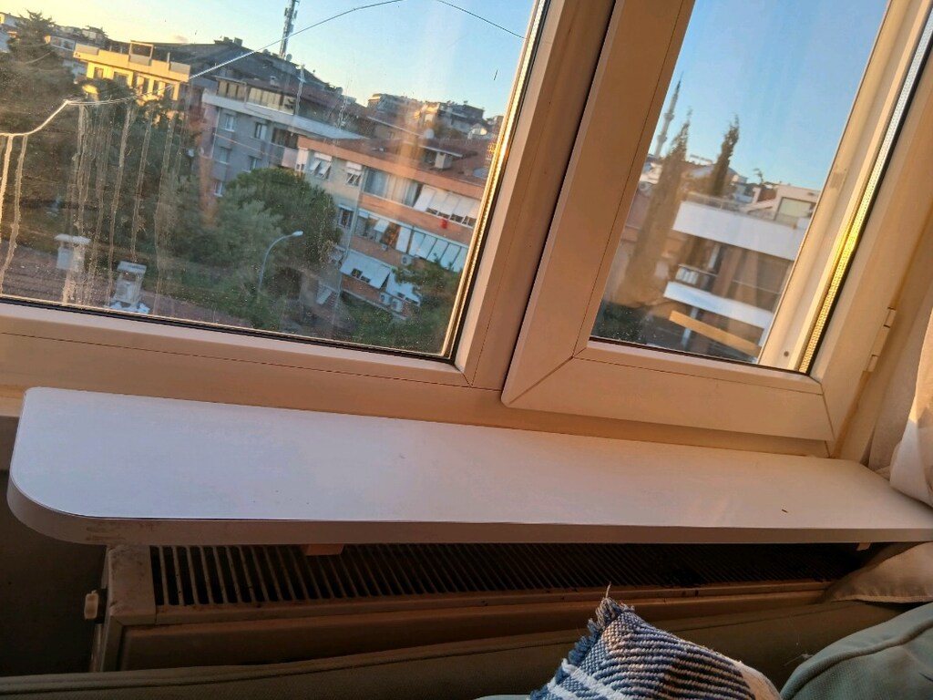 TV sehpası+TV rafı+ışıklı duvar süsü 2 li+2 adet yan sehpa+2 petek üst - 12