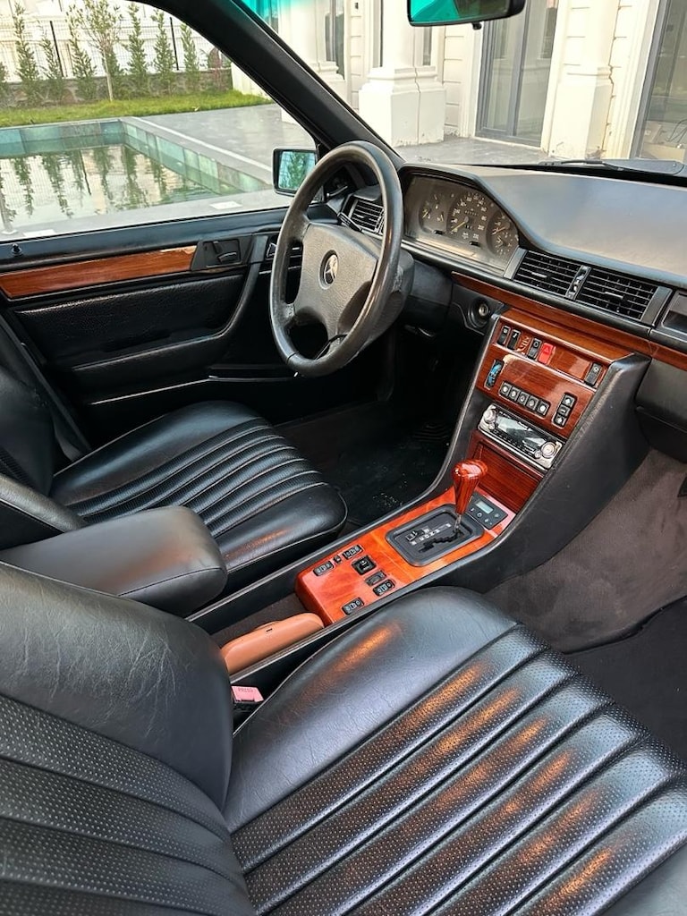 1992 Model Otomatik Mercedes w124 - 2