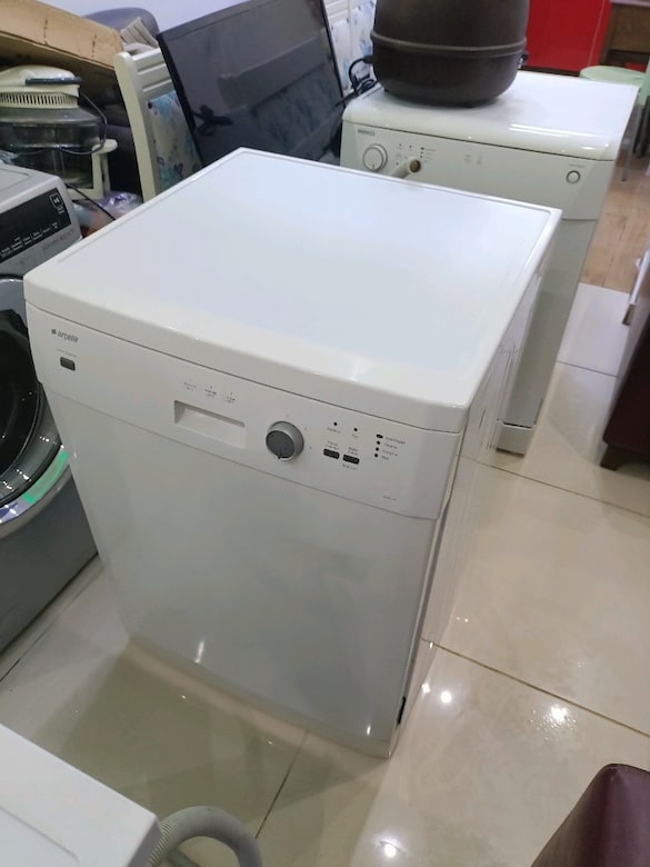 Arçelik 3 programlı yeni gibi Bulaşık Makinesi - 9