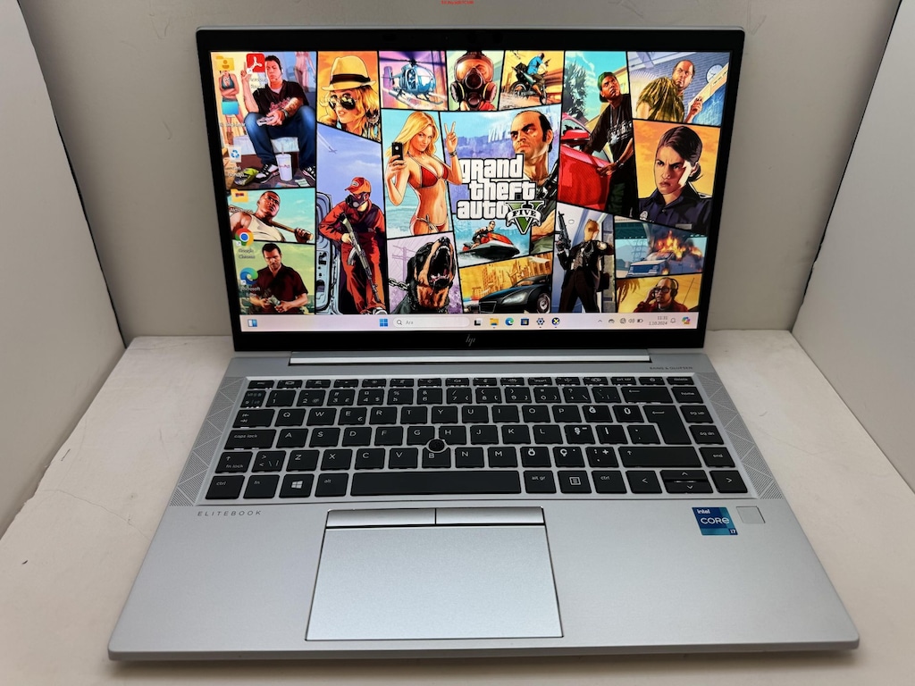 HP ELİTBOOK İ7 11. NESİL 16 GB RAM 256 M2SSD - 2