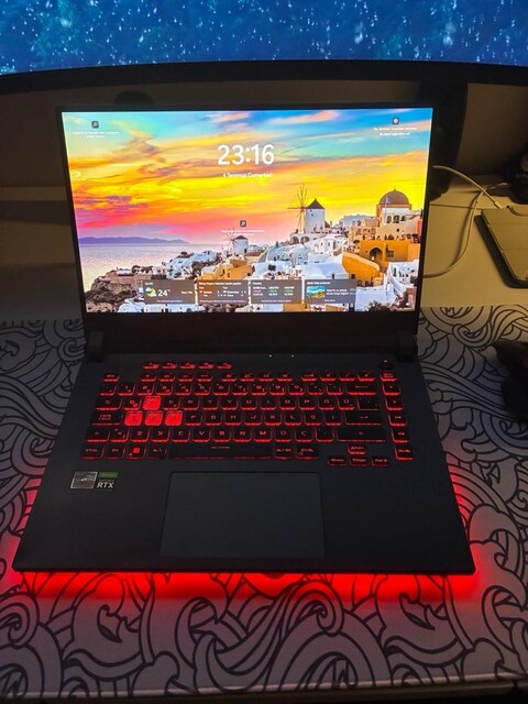 Asus rog strix G15 Gamer laptop
