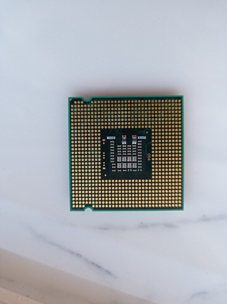 İntel Core 2 Duo E7600 - 2