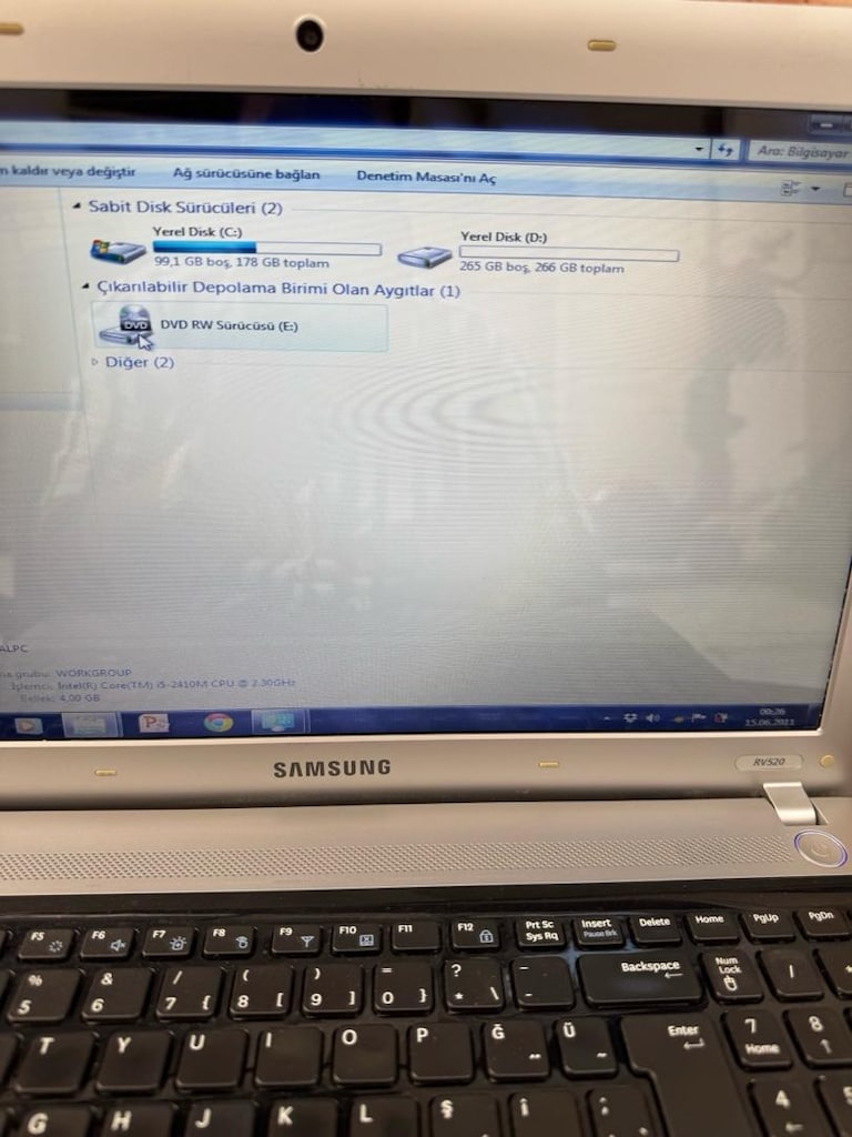 Temiz Samsung RV520 / i5 İşlemci / 4GB RAM / Nvidia Ekran Kartlı Lapto - 6