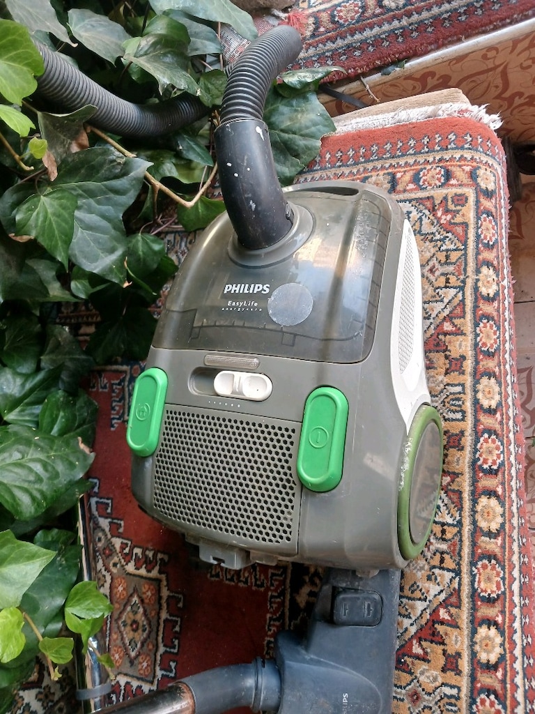 PHİLİPS ELEKTRİKLİ SÜPÜRGE TOZ TORBASIZ HIZ AYARLI KABLO MATIĞI SAĞLAM - 2