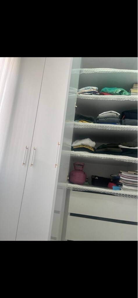 yüklük dolap sıfır ayarında temiz - 2