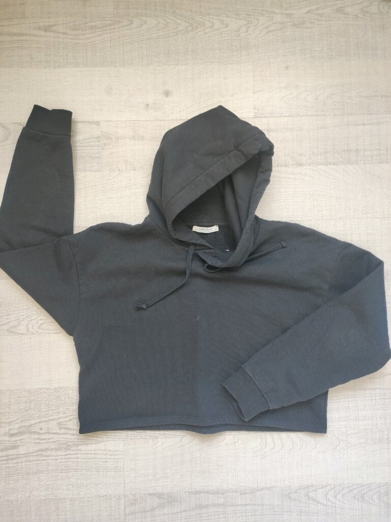 Collezione siyah kapşonlu crop sweatshirt