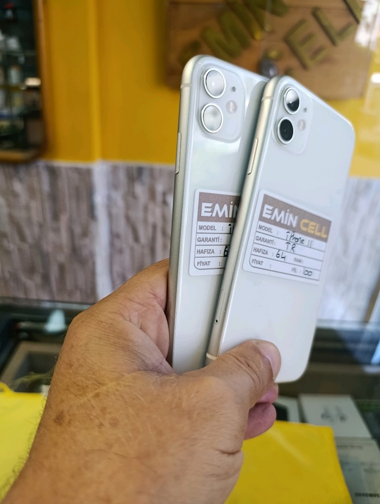 iPhone 11 TR - 4