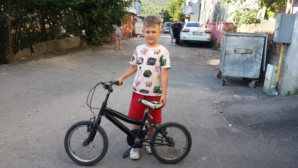 Hafif orijinal ürün siyaha boyanmış hiçbir arıza yok alıp binerler - 4