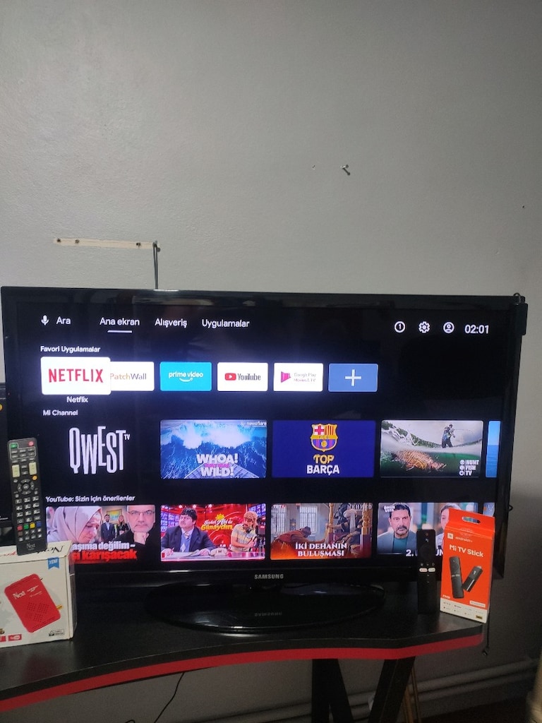 SAMSUNG 40" (102 EKRAN) LED TV (UE40D5003BW) + XIAOMI MI TV STICK (FUL - 4